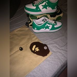 Bape sta low green patent leather